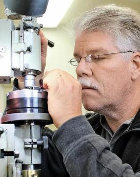 菲利普·奥特加-历下区浪琴维修服务中心制表师